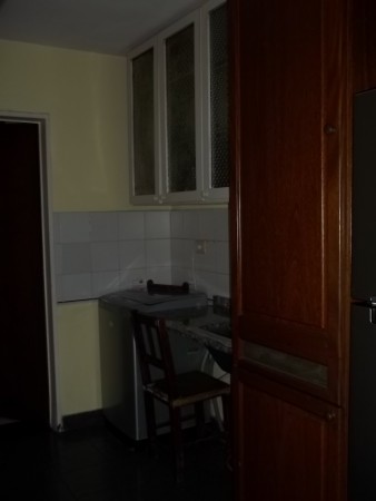 EXCELENTE CHALET EN INMEJORABLE ZONA DE BOULOGNE - 4 AMBIENTES - PARQUE CON PISCINA - QUINCHO