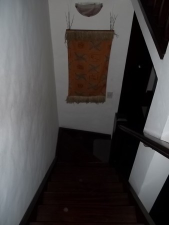 EXCELENTE CHALET EN INMEJORABLE ZONA DE BOULOGNE - 4 AMBIENTES - PARQUE CON PISCINA - QUINCHO