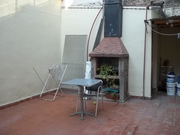 IMPECABLE PH PLANTA BAJA AL FRENTE EN MARTINEZ - EXCELENTE ZONA - 3 AMB - GRAN PATIO CON PARRILLA