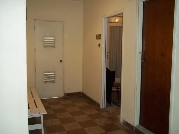 DEPARTAMENTO 1 AMBIENTE DIVIDIDO EN INMEJORABLE ZONA DE MARTINEZ CON PATIO APTO PROFESIONAL