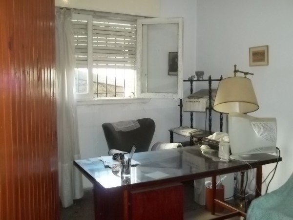 DEPARTAMENTO 1 AMBIENTE DIVIDIDO EN INMEJORABLE ZONA DE MARTINEZ CON PATIO APTO PROFESIONAL